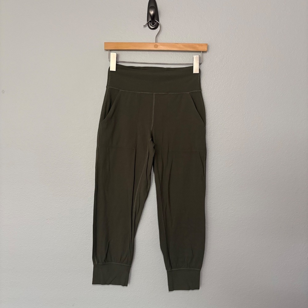 Lululemon Womens Align Jogger Crop 4 Olive Green High Rise Pockets Stretch